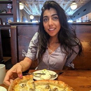 Meet your Posher, Arooj